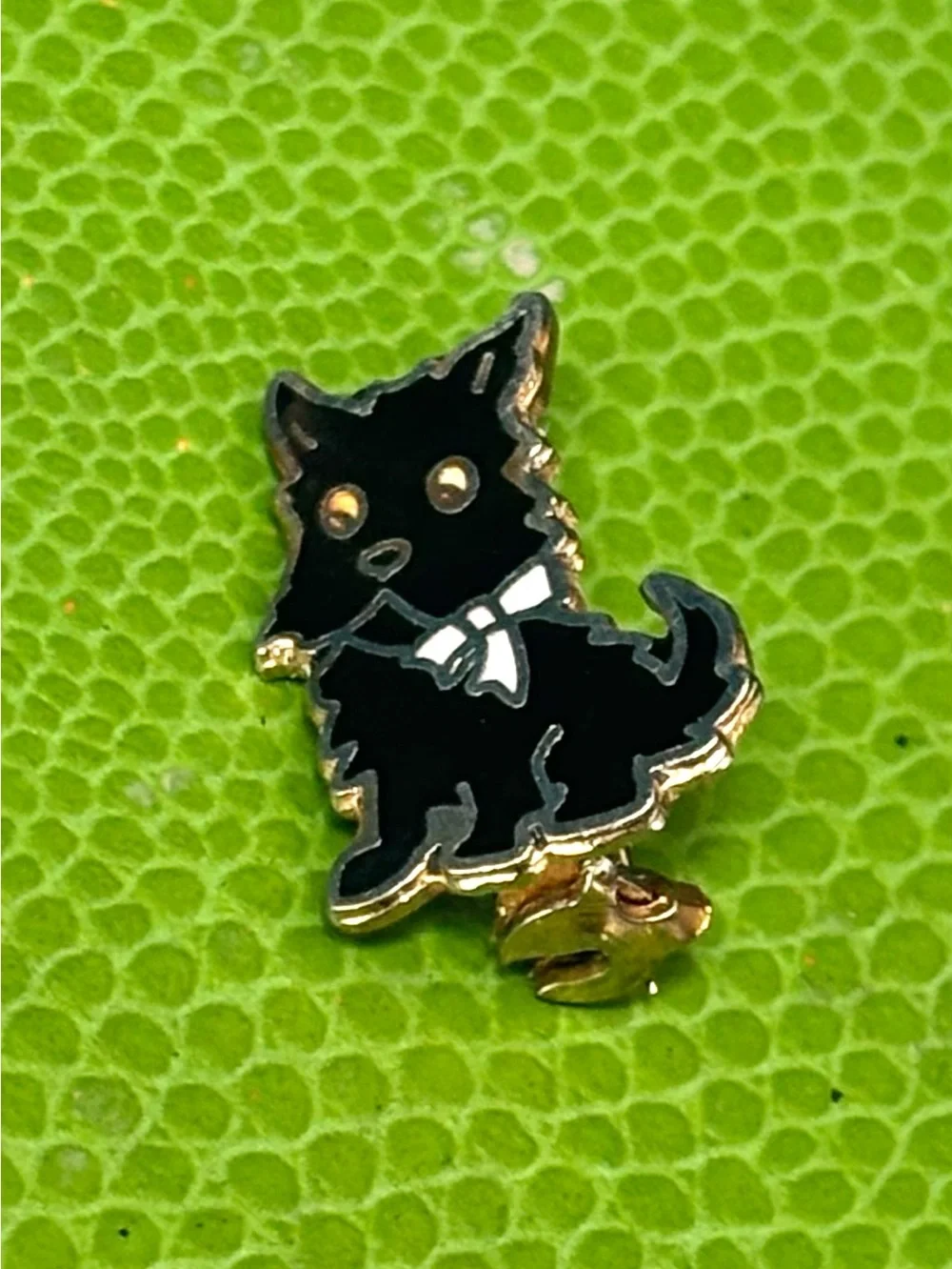 Vintage charming black